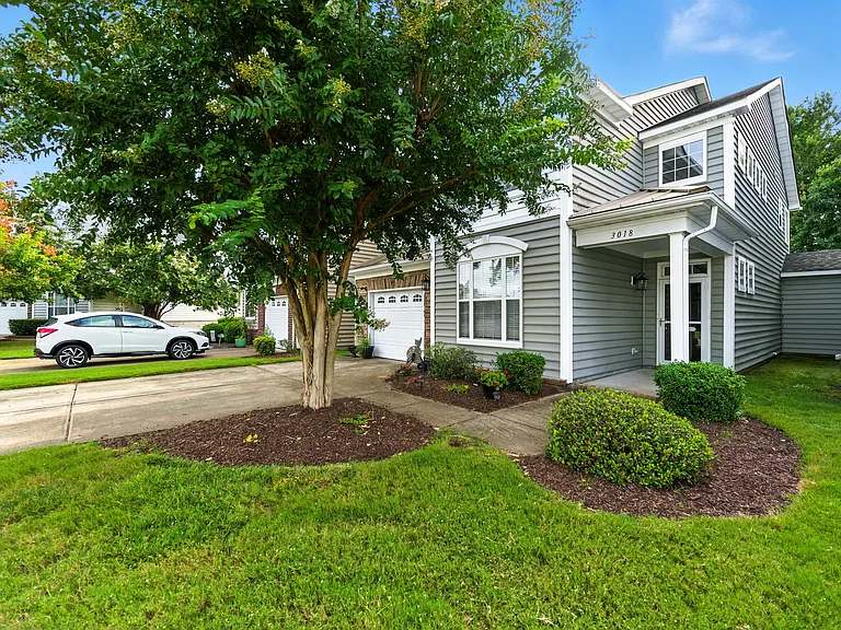 3018 Silver Charm Cir #1 — Photo 3