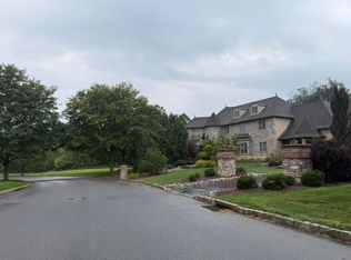 3605 Manor Rd, Bethlehem, PA 18020