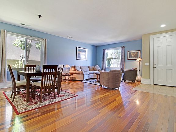 2nd image of 779 Avenida Abeja