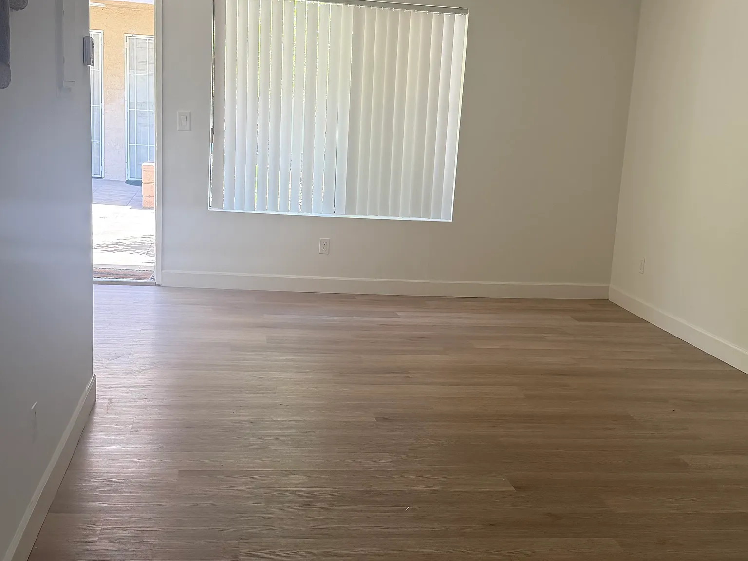 2 bed, $2,800 — Photo 1