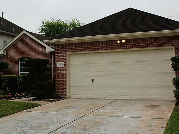 3rd image of 2813 Whitinham Dr