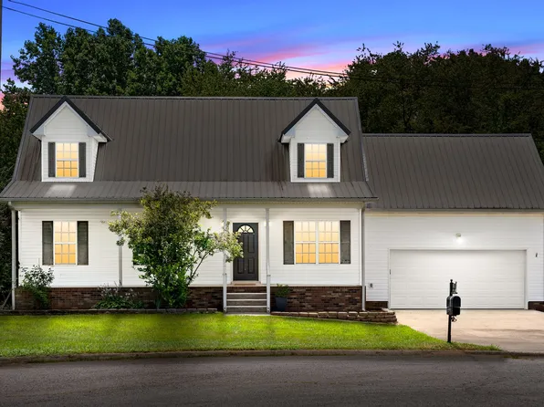 2762 Shepherds Ct, Woodlawn, TN 37191