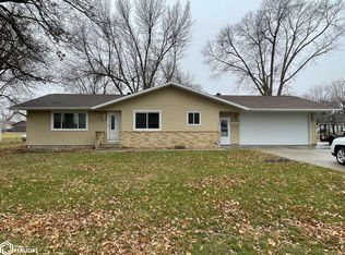 402 2nd St, Sully, IA 50251