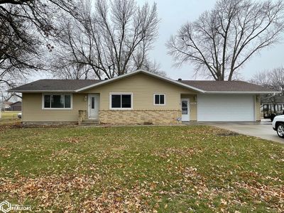 402 2nd St, Sully, IA, 50251