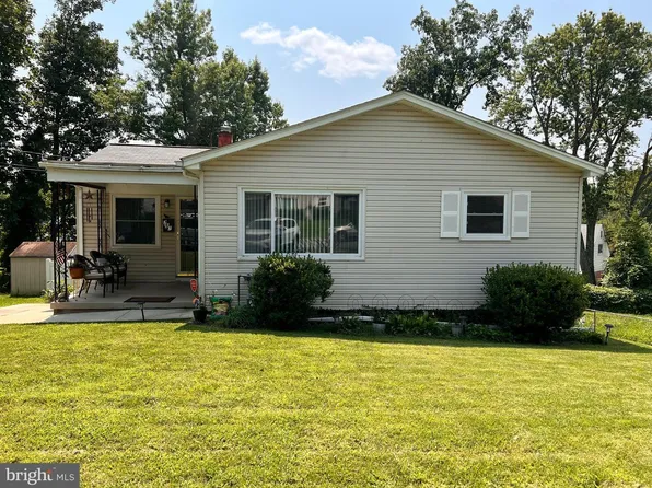 217 Carnation Ct, Pikesville, MD 21208