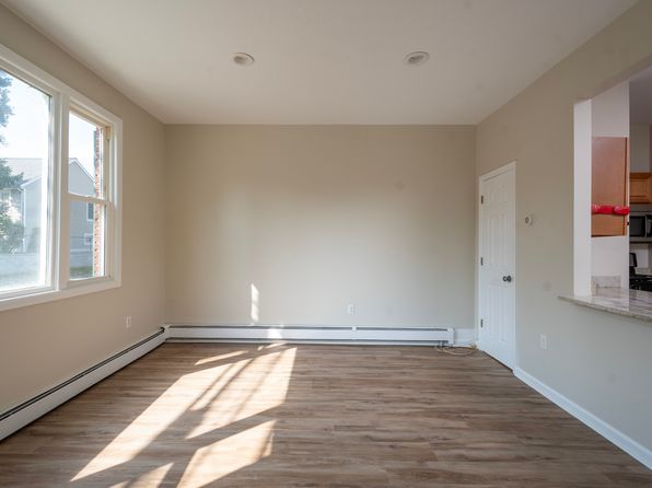 214 Woodcliff Ave FLOOR 1