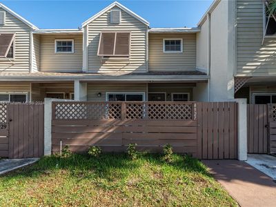 4927 S Hemingway Cir, Margate, FL, 33063