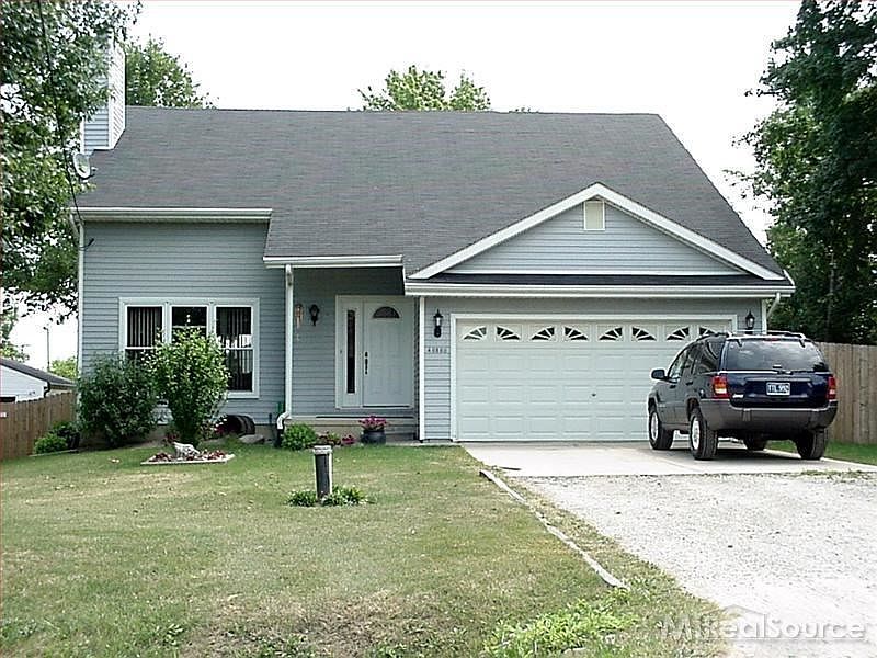 1st image of 46860 Nursery St
