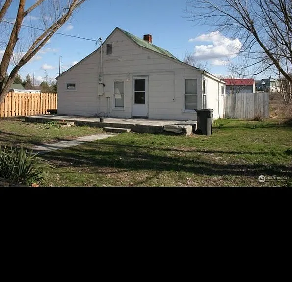 115 N Main St — Photo 1
