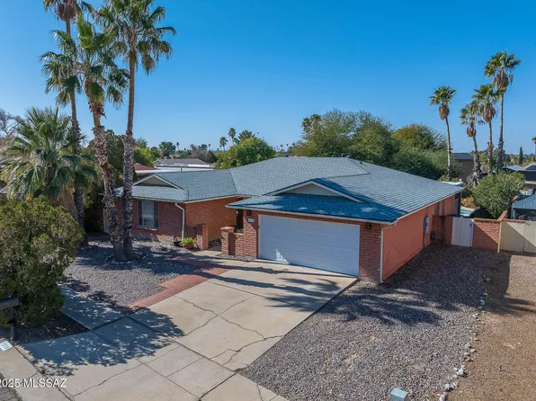 1718 S Olympic Club Dr, Tucson, AZ 85710