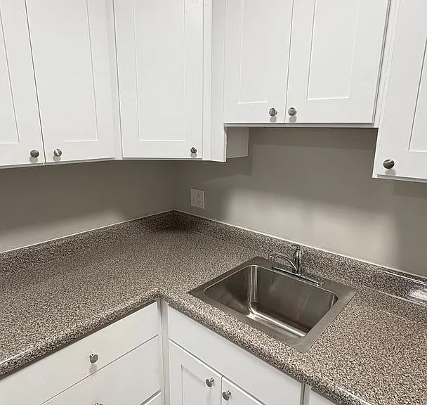 Marquette Apartments West — Photo 8