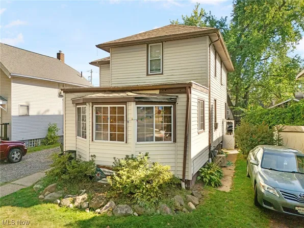 727 Geiger Ave SW, Massillon, OH 44647