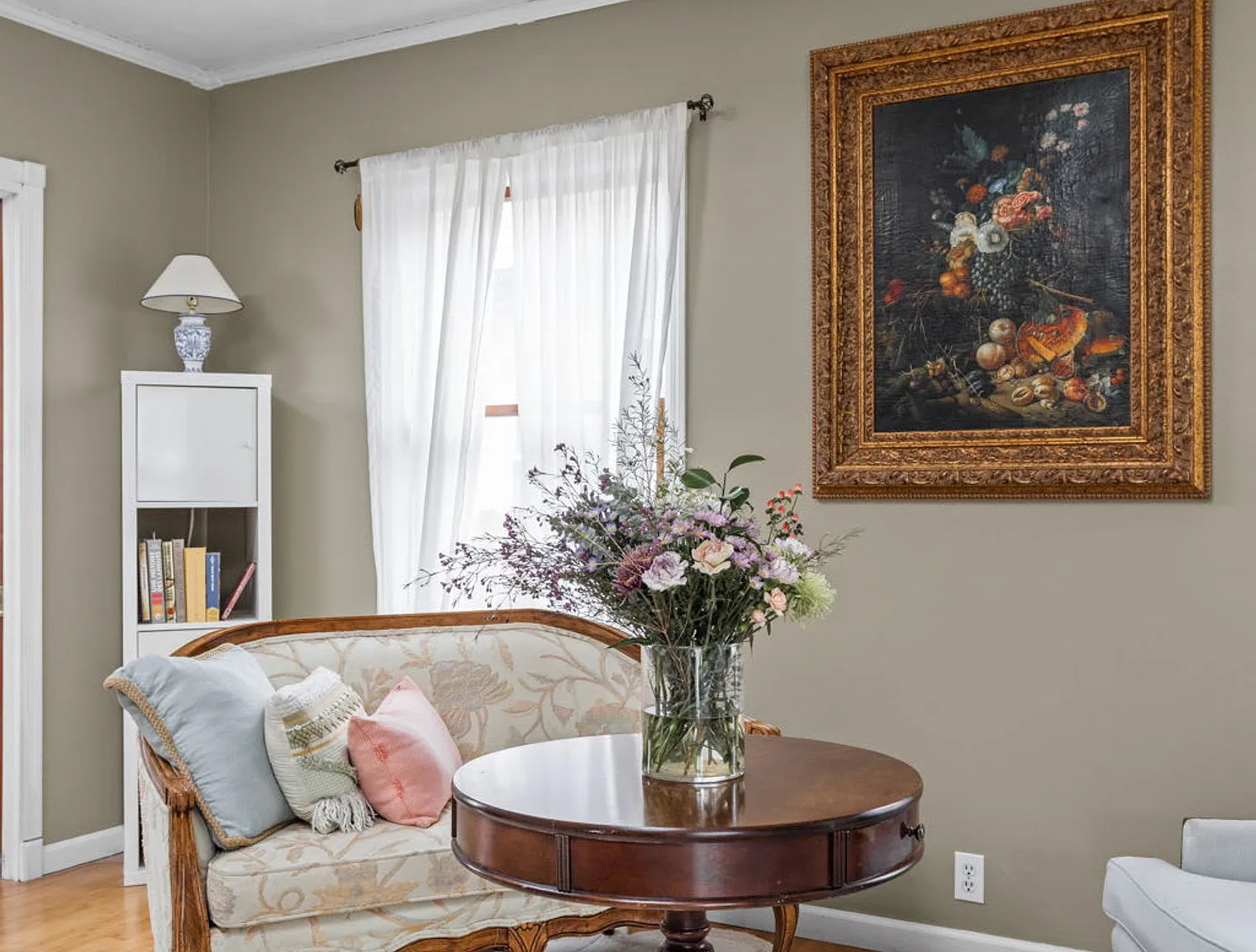 2 bed, 2.0 bath, 1797 sqft, $3,582 — Photo 4