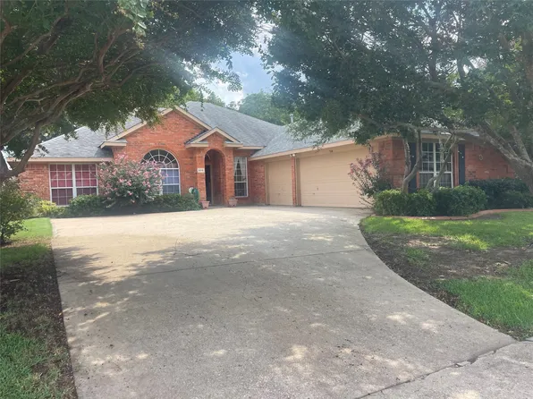 506 Baltusrol Cir, Garland, TX 75044