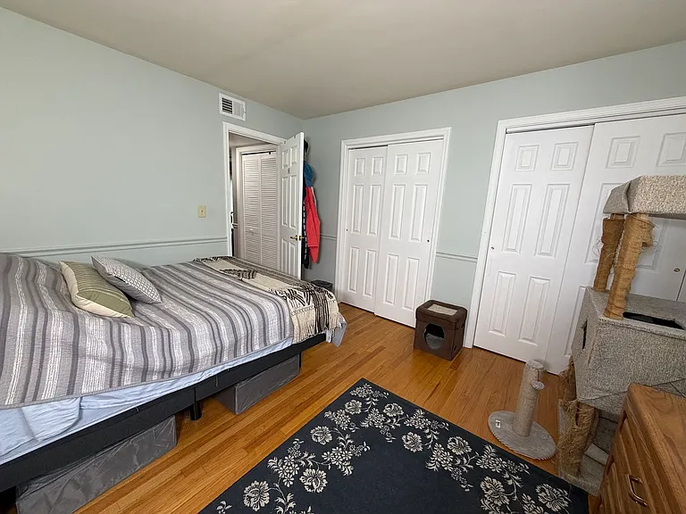167 E Palatine Rd #I — Photo 9