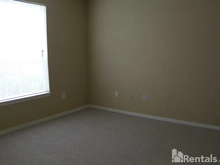 841 Grand Regency Point #105 — Photo 21