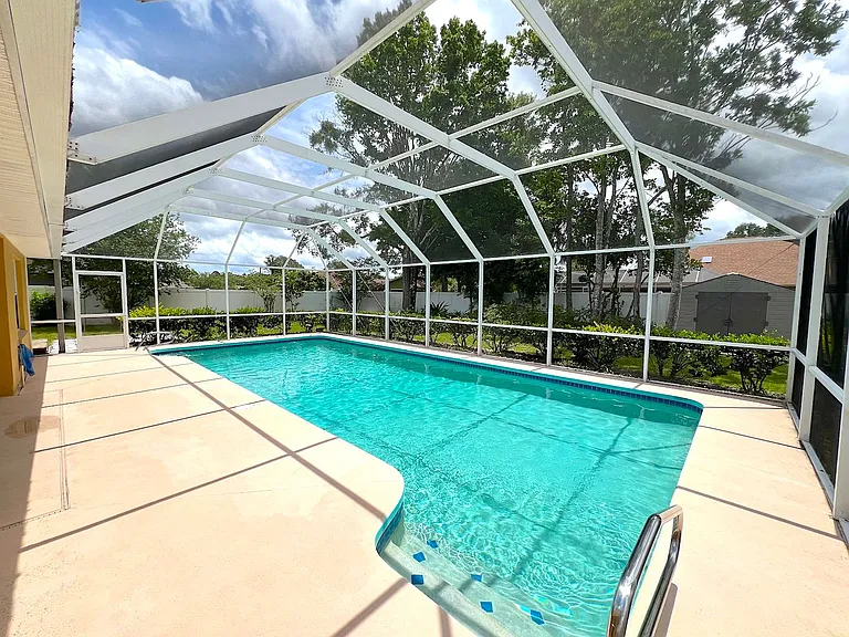 122 Parkview Dr — Photo 34