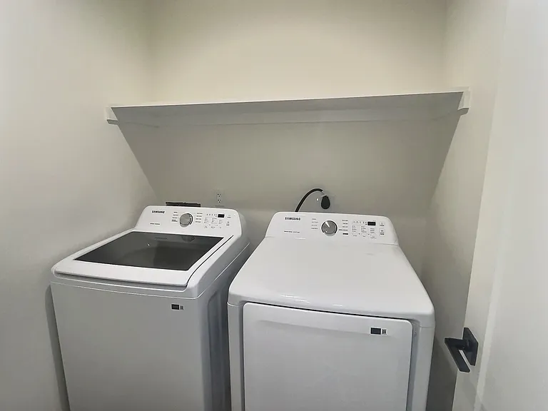 2502 E Paradise Ln #1 — Photo 25