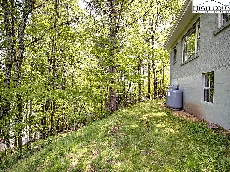 169 Hayes St — Photo 14
