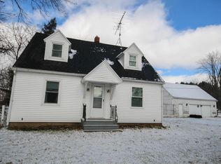 16550 Lovers Ln, Three Rivers, MI 49093