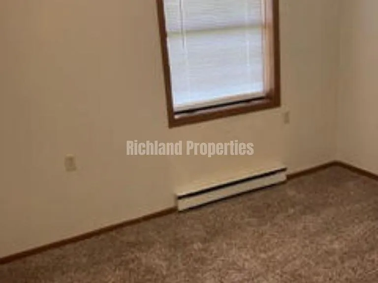 300 W Clay St #5 — Photo 7