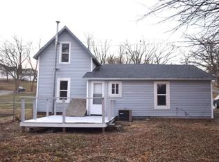 207 S Maple Ave, Logan, IA 51546