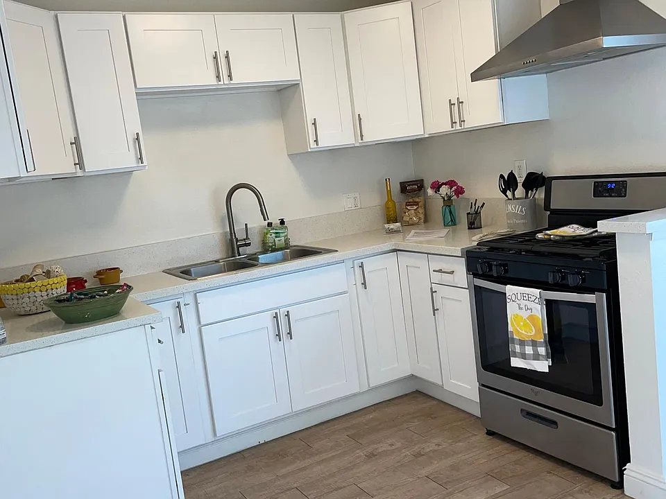 U Shaped Kitchen