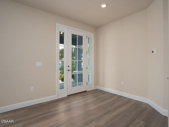 5th image of 565 Venetian Palms Blvd
