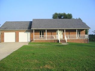 811 Stonetown Rd, Stamping Ground, KY 40379