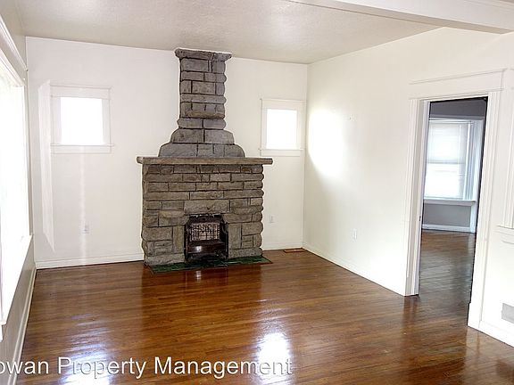 2nd image of 706 E 41st St