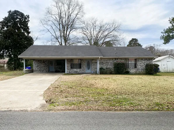 120 E 4th Ave, Strong, AR 71765