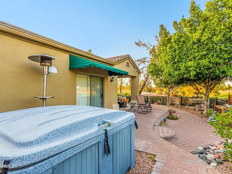 3341 E Fremont Rd — Photo 8