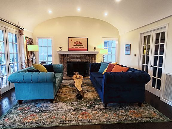 Living room.