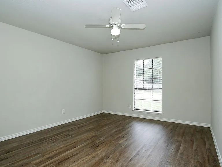 17626 Bullis Gap Dr — Photo 16