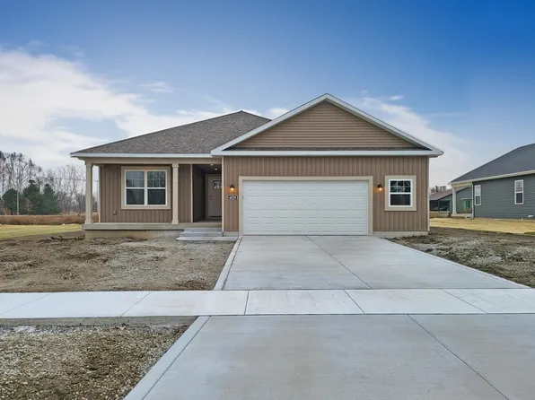 4839 Richard Dr, Lowell, IN 46356