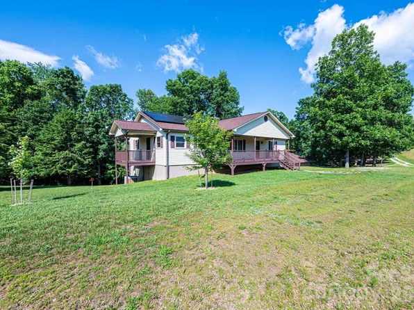 3855 Angelic Way, Lenoir, NC 28645