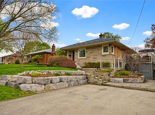 9 Elizabeth St, Brant, ON N0E 1N0