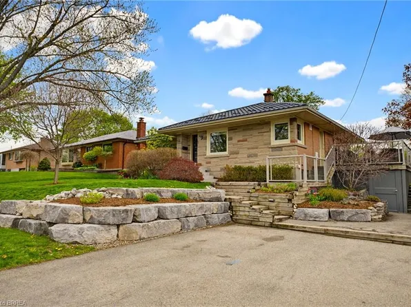 9 Elizabeth St, Brant, ON N0E 1N0