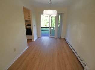 59 Homestead Ln, Brookfield, CT 06804