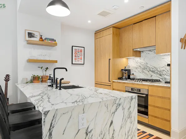 308 North 7th Street image 5 of 12