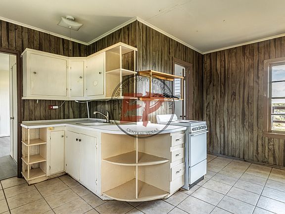 2nd image of 115 County Road 1604 #A