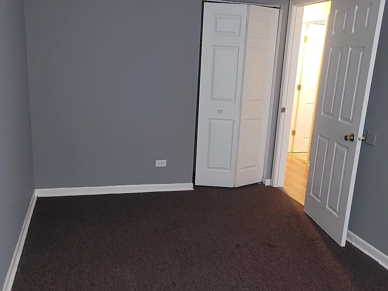 9123 S Woodlawn Ave — Photo 8