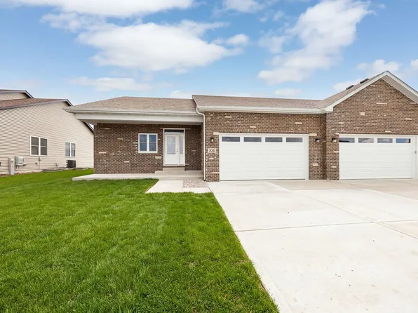 25133 S Westwind Dr, Channahon, IL 60410