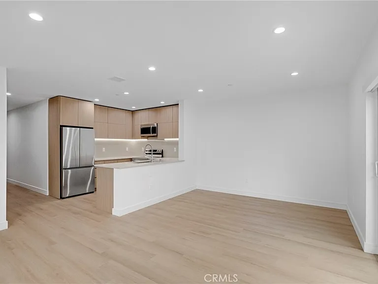5220 Strohm Ave — Photo 8