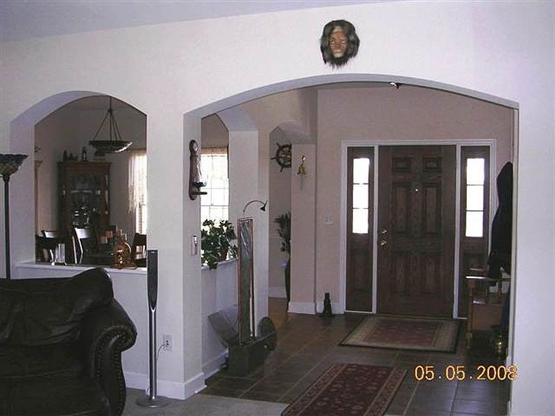 2nd image of 8 Princeton Court