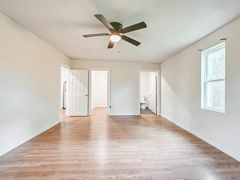 1217 E Richmond Ave — Photo 9