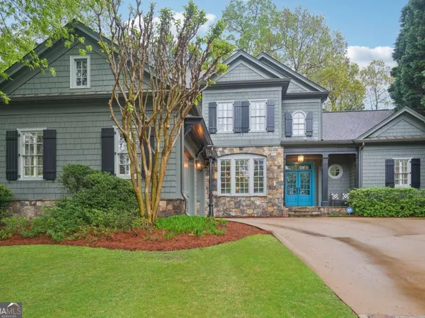 135 High Point Walk, Sandy Springs, GA 30342
