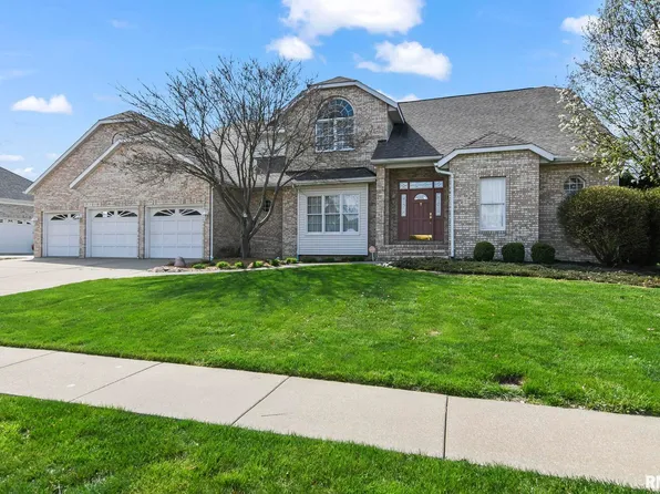 4517 Blackwolf Rd, Springfield, IL 62711