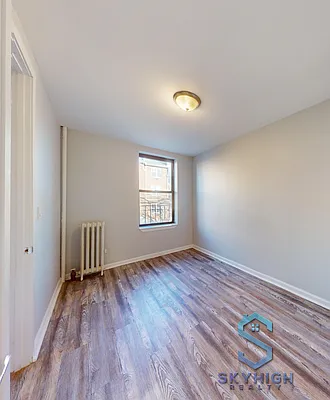 Rented by Skyhigh Realty NYC LLC | media 4