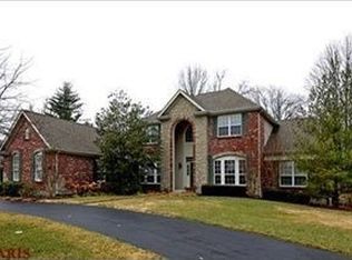 21 Ballas Ct, Saint Louis, MO